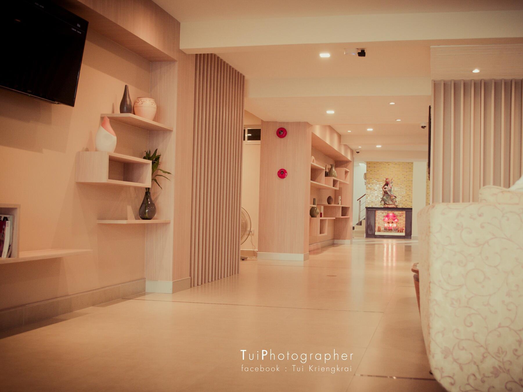 Ur 22 Residence Bangkok Bagian luar foto